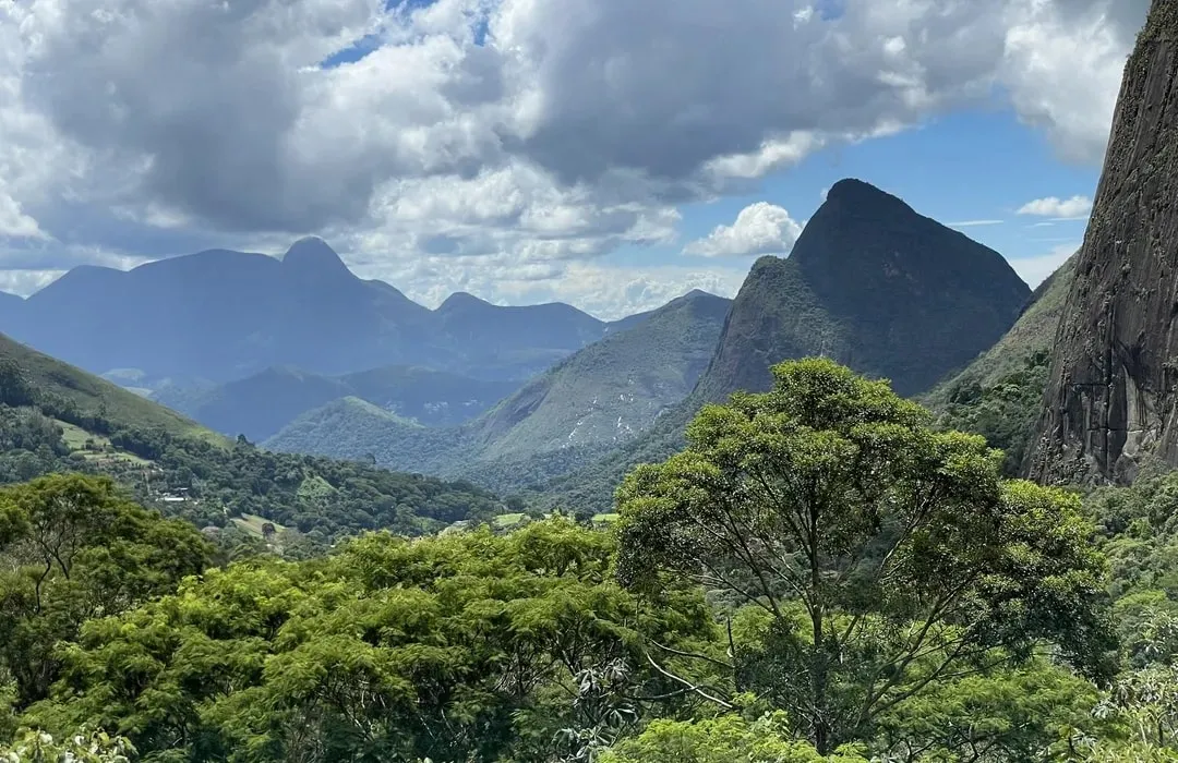 ec3d0707-930b-43ba-895e-c36303ddb8c9-1 Serra Verde Imperial: O Guia Secreto Para as Melhores Trilhas do Rio de Janeiro